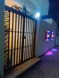 دار للبيع المساحه ١١٥ مربع كامل نضيف طابقين  الطابق الثاني سكفه سندويش...