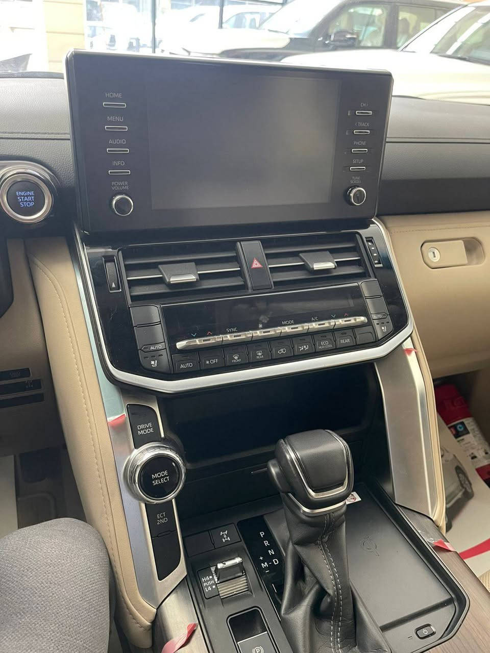 لانكروز GXR بريم لمتد تون تيربو
مديل 2024
سيارة نظيفة وتفوت معاينة 
▪️ ماشيه 8 آلاف كم فقط
▪️ رقم بغداد
▪️ مكفوله كفاله عامه
▪️ محرك تون تيربو
▪️ شباك LED
▪️ كامره محيطية 360°
▪️ شاشات أمامية وخلفية
▪️ شاحن وايرلس
📌 الحالة ممتازة ومواصفات عالية
💰 السعر 74/500
📞 الاتصال على الرقم:
***********
