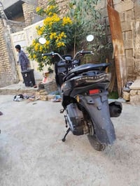 xmax صيني  مكان حي اور  رقم 07709456204 رقم ثاني 07709456118 سعر 1250 ...