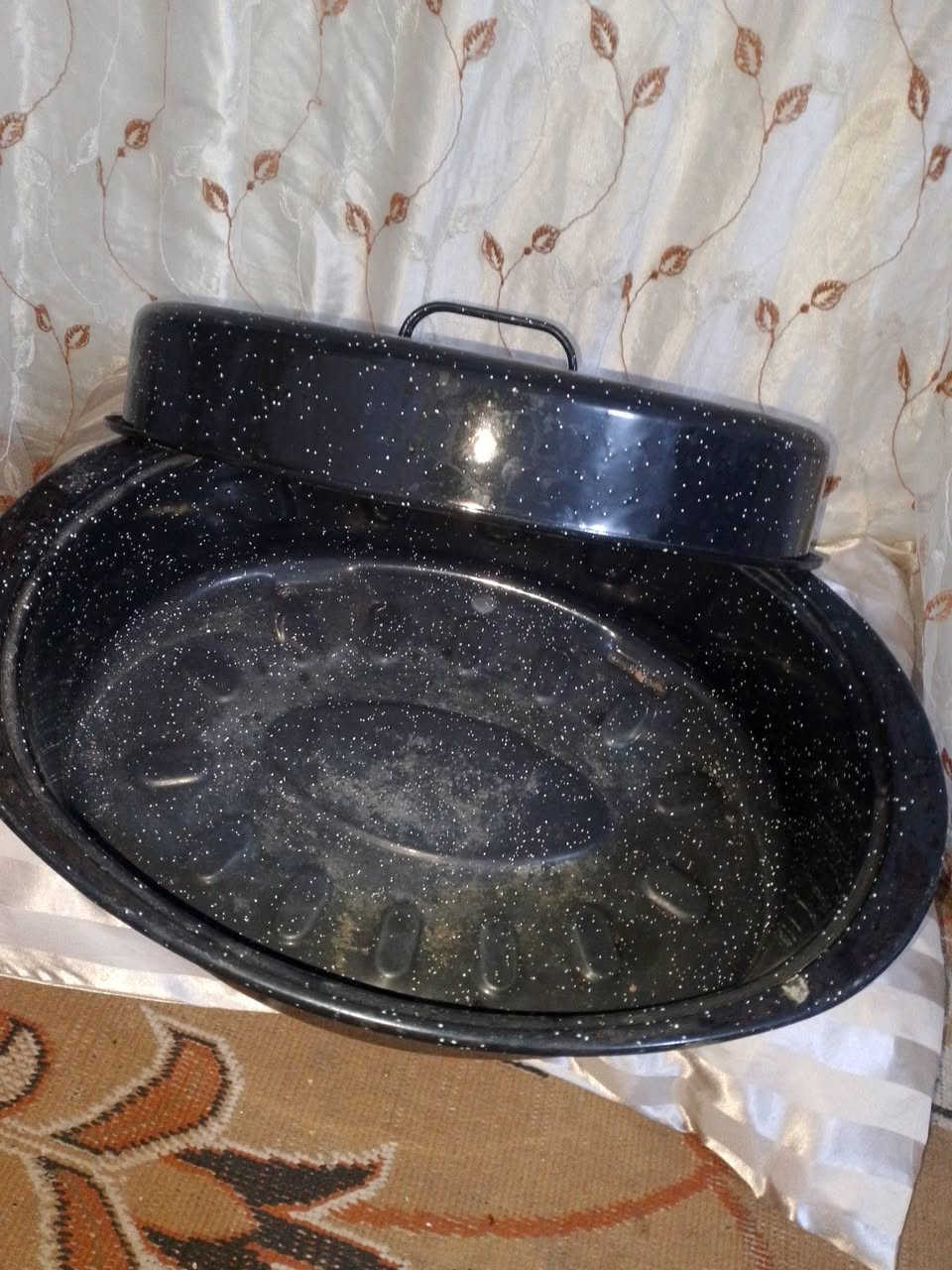 غراض باله كويتي وأوربي طاوات حديد الزهر اغلبهن مكتوب اسعارهن بلصور ولي تريد دز الصور  وكلها لسعر حجز خاص توصيل بغداد 5 ومحافضات 6


**إذا كنت صاحب هذا الإعلان وتريد حذفه لأي سبب، رجاءا أرسل رسالة إلى الدعم الفني**