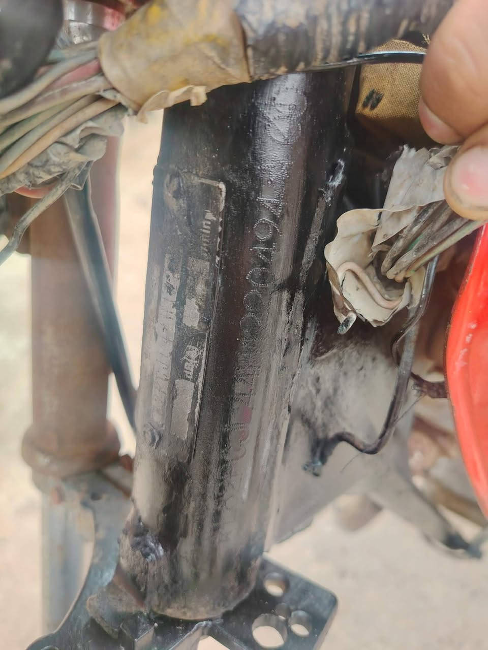 السلام علیکم دراجه للبيع أوراق كامله بعدهن بجيس اصولي موديل 17 وكيلها بل كحلاء دراجه مكفوله شاصي ومكينه تخم تاير جدید 480 وبيها مجال مكاني كحلاء رقمي *********** مستعجل على البيع
