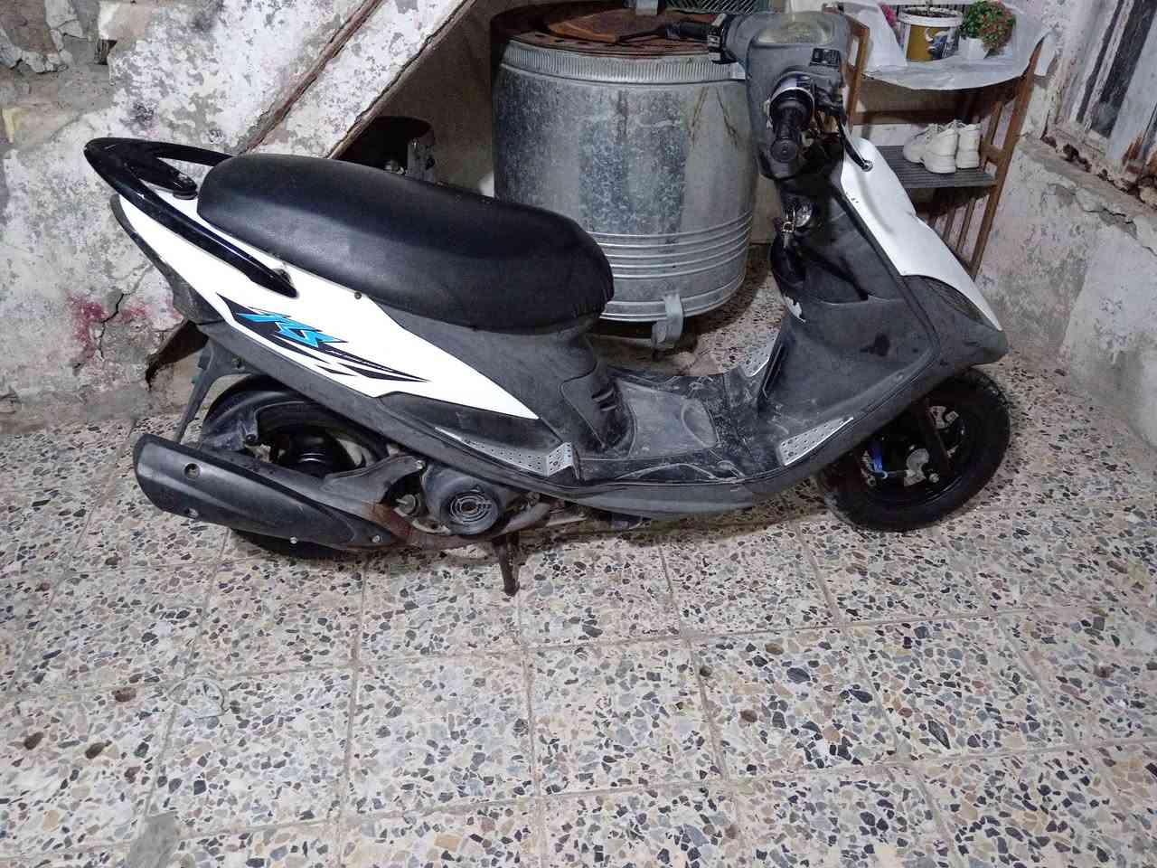 سلام عليكم موطور للبيع كفاله عامه ماعد سلف ولكابريتر و دبل تجاري والباقي كله كفاله سعر 700بي مجال شي قليل مكان واسط نعمانيه ***********
