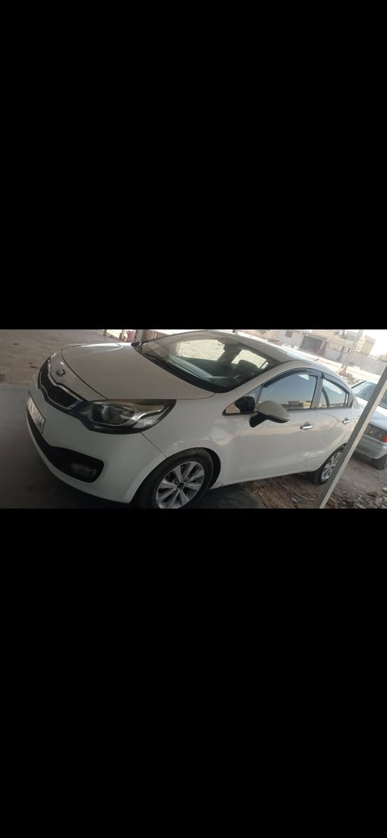 السلام عليكم كيه ريو 14ذي قار
رفاعي السعر 88وبيه مجال بصيط
ه***********
