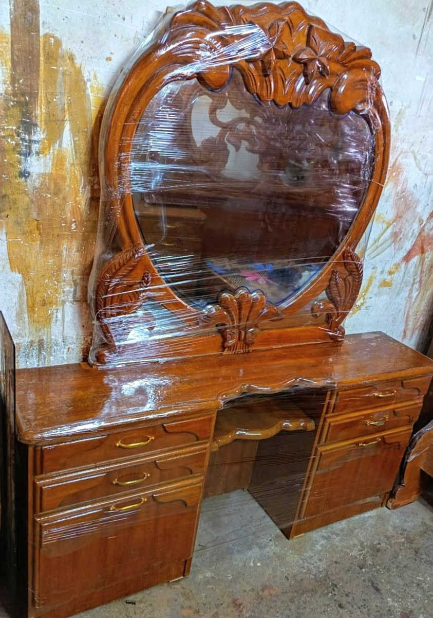 غرفة صاج 5 بواب ملحق خشب ثقيل شرط النظافه
قفله 500🔒العنوان موصل الايمن باب جديد


**إذا كنت صاحب هذا الإعلان وتريد حذفه لأي سبب، رجاءا أرسل رسالة إلى الدعم الفني**