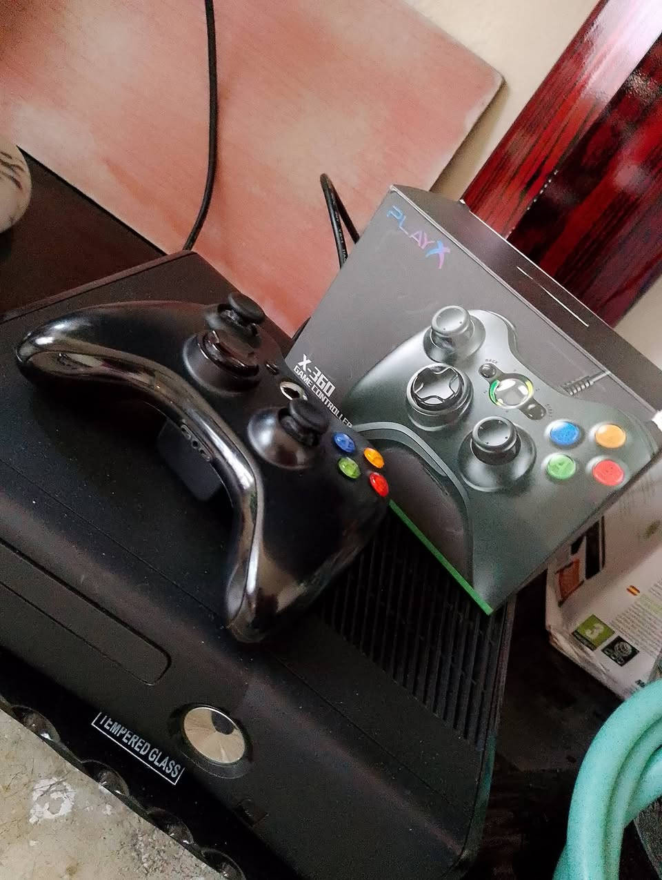 اكس بوكس 360
جهاز نضيف ما بي عطل ويا يدات 2 
وي كارتون داكر 225
جوستنك واحد مستعمل واحد جديد 
أو جوستنكات بلوتوث 
شري على خاص 👍🏿
بي 90لعبه


**إذا كنت صاحب هذا الإعلان وتريد حذفه لأي سبب، رجاءا أرسل رسالة إلى الدعم الفني**