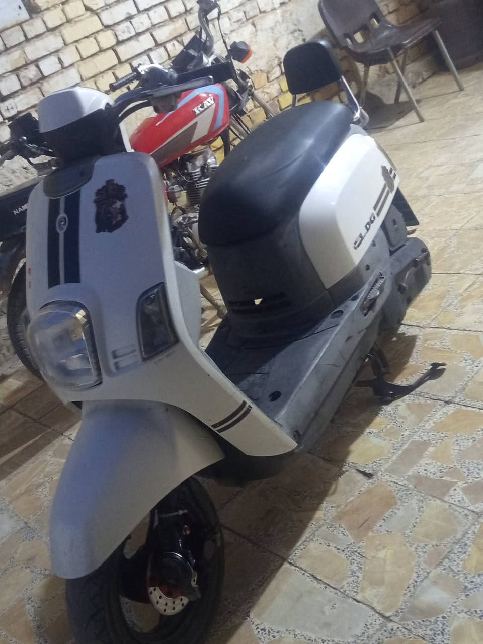 سلام عليكم دراجة للبيع بوليس مكفوله صاري شهر من طلعته من الوكيل الدراج نظافة 100/100 مكان ميسان رقمي ***********
