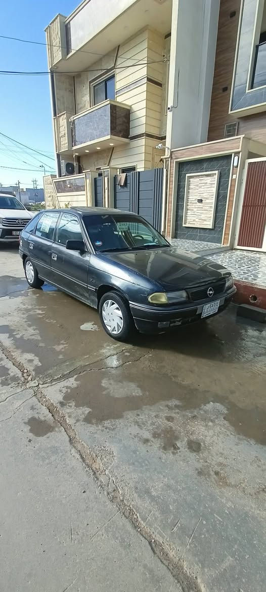 استرا للبيع حجم 16كابون الماني سنويا عظم السعر 36قفلا 34الشاري يتصل ***********او ***********
