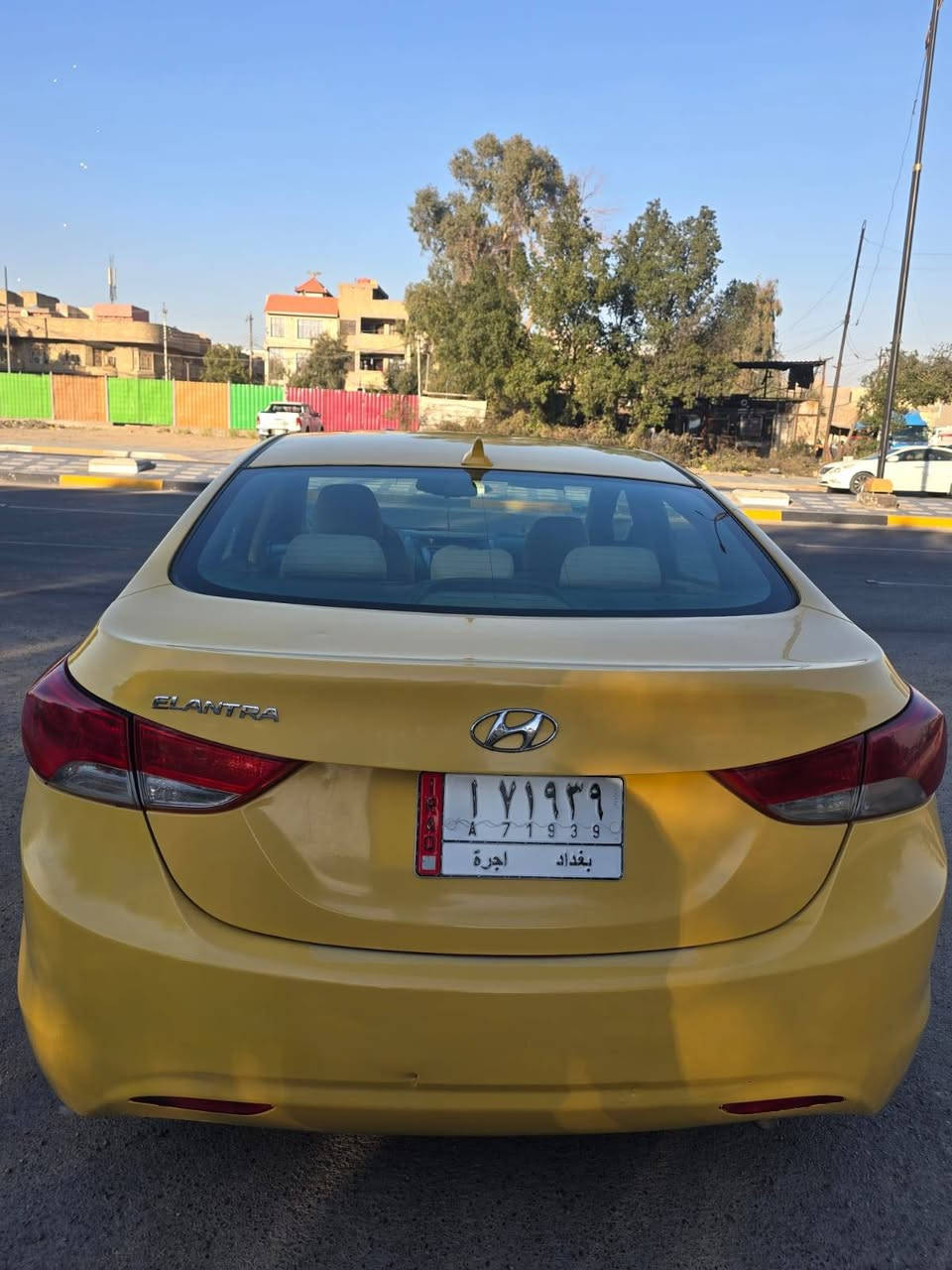 2012
النترا رقم بغداد الماني

داخل عسلي

سيارة بيها حادث مال امريكا جاملغ يمنة امامي

موضح بلصور

مكينة گير تبريد جدد 

صدر 80%

مكان السيارة بغداد الامين الثانية 
السعر 92

للتواصل 

***********
