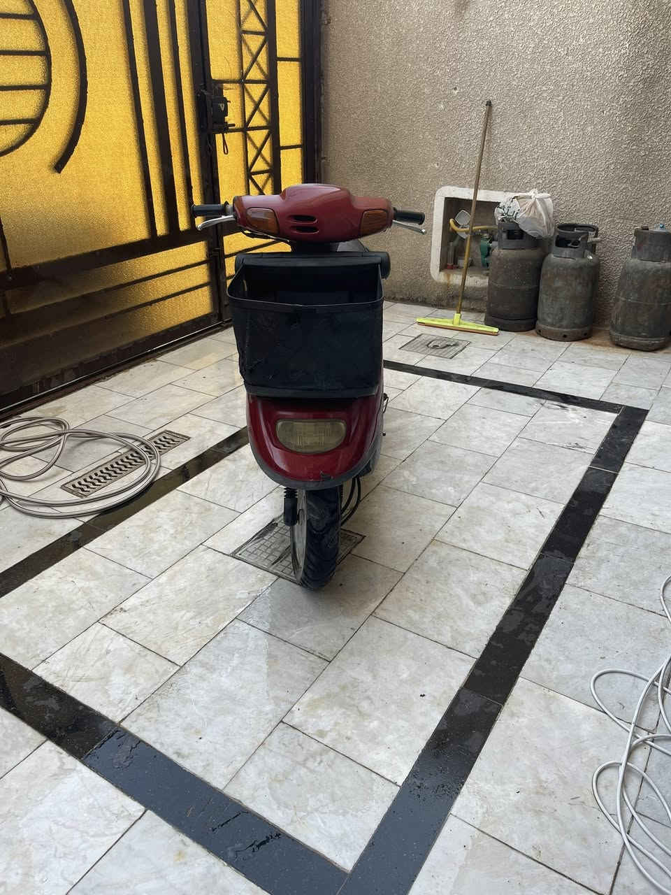 سلام عليكم دراجه منغولي اخت الحاويه جديده شرط شلعه ومعدل السعر٤٧٠الف وبيه مجال الدراجه كامله مكمله مكاني كربلاء رقم الهاتف ***********
