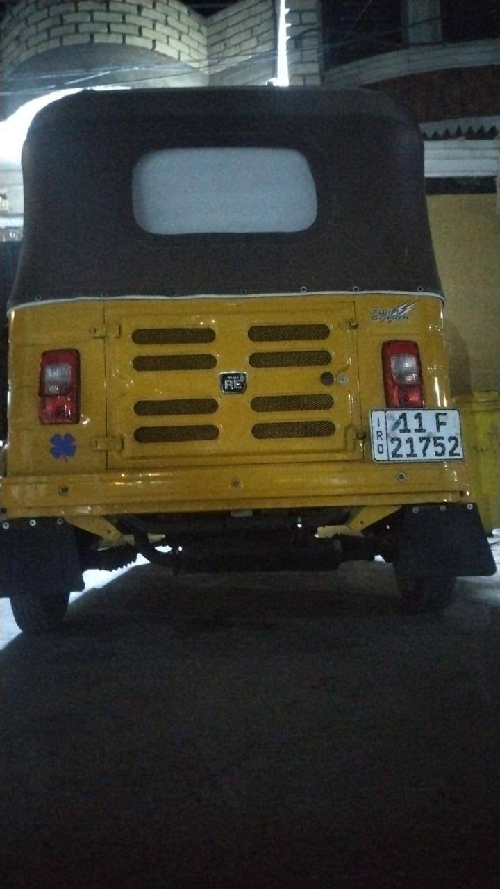 سلام عليكم تكتك البيع رقم وسنويه تحويل ثاني المكان الشعب تحويل ثاني يوم  مستعجل عله بيعته السعرحاص  ***********
