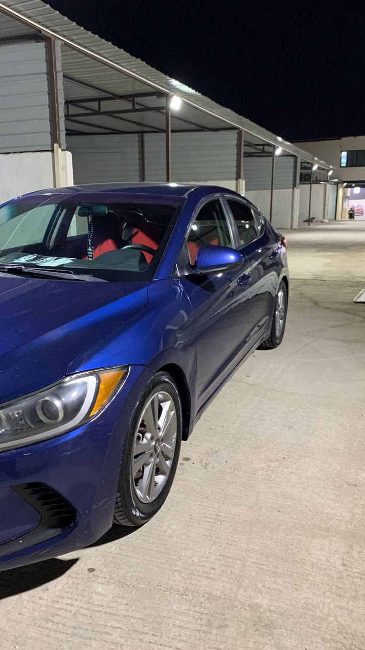 السلام عليكم 
للبيع النترا وارد امريكي موديل 2017 تفصيل بلصور سونار موجودالسعر 120 وبيها مجال حك الجية رقم الهاتف ***********
