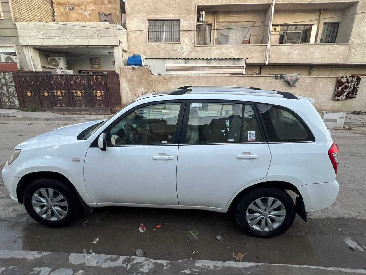 تيكو موديل ١٤  مكانها بغداد 
مابيه أي صبغ فقط الهلال الخلفي جاملغ الايمن 
 مكينه٢٠٠
رقم إنكليزي تحويل مباشر
كير مكاينك تبريد شغال 
تخم تاير 
مكفولة كير محرك 
السعر ٦٧  للاستفسار اتصال عالخط  أو واتساب فقط ***********
