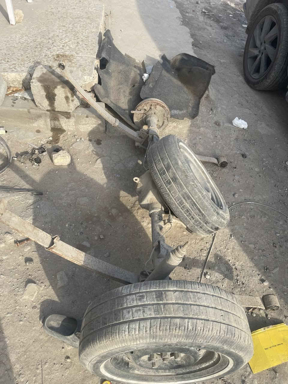 سلام عليكم غراض تفصيخ للبيع العنوان بغداد الأمين الثانية للاستفسار ***********  اتصال 
*********** واتساب
