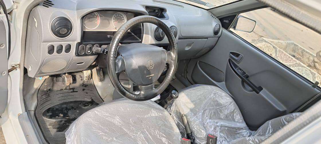 سلام عليكم سايبه مديل 2018 مكفوله كفاله عامه سياره على وضع الشركه ماشيه 100
سياره فول مواصفات سياره ستخذام شخصي مامشتغله تكسي مكينه 1500 مامفتوح على الشركه كير جديد 
حداديه جديده تبريد ثلج تدفه شغاله سنويه 29.السعر 55
وبيه مجال لطيبين مكان السياره ديوانيه قضاء الشاميه 
الرقم ***********
