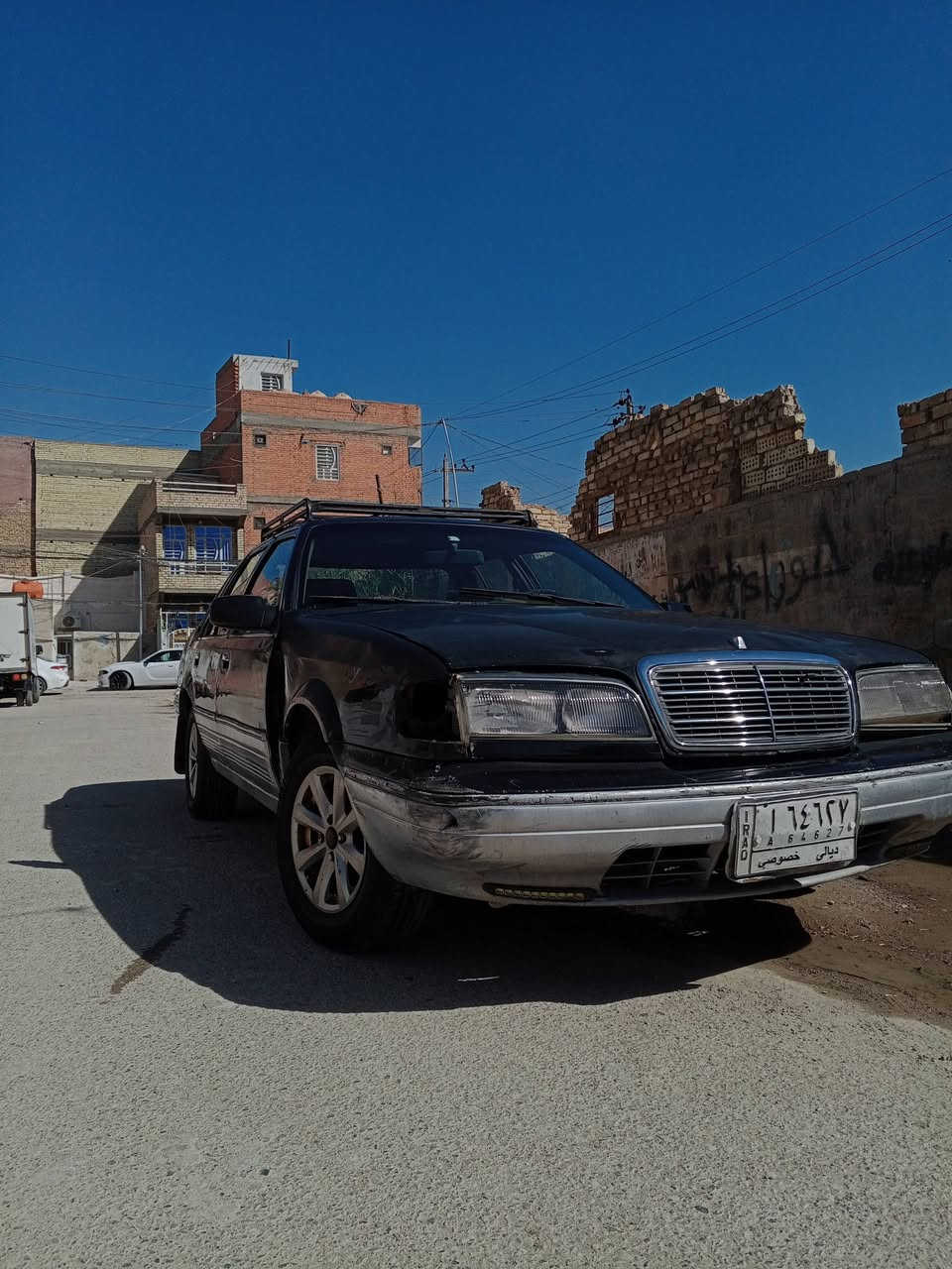 ((سيارة عله كد فلوسك))
السلام عليكم دايو بروكهام 
سيارة حلوة وكاعدة كهربائيات كلها تشتغل لايت بك لايت عالي ناصي هورن 
مسويلها إدامة عامة اليوم بلكات جدد نوزلات جدد فيت بم جواها تخم تاير جديد صدر دبلات جدد السيارة طستها ناعمة كلش جام كهرباء يصعد وينزل ماسحات كيجات كله يشتغل سنتر لوك سيارة كاملة مكملة رقم ديالى مصفرة غرامة 
سنويه عظم عاج
راعيها عندي رقمه بس مغلق مستمسكاته يمي بطاقة السكن وشهادة جنسية ابيع بدون راعي اسويلك مكاتبة واتكفل كلشي سرقة وعشائر وحلال وحرام وتاخذها من باب بيتي 
واذا تعبت نفسك وحصلت راعيها يحولك ربع ما يطلب عليها
السعر : 14 وبيها مجال 
العنوان: بغداد الشعب يم سوك شلال
الرقم : ***********
