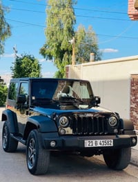 Jeep Wrangler 2018 بدون طلاء، ناقل حركة عادي، 75000 ميل السعر ١٦٥$  ٠٧...