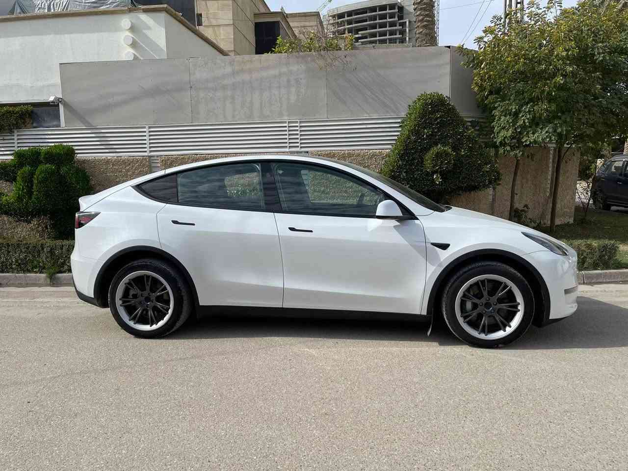 تسلا مودل واي موديل 2025
لونج رينج دبل موتور
ماشية 8000 M
اون لاين مربوطة على تطبيق الهاتف

💎 ســعــر ✅ ::  الــرد تلقائي 📮

اوتو بايلوت فعّال 
حادث خفيف امامي واضح بالصورة 
تبديل بنيد فقط لون 
ابيض اصلي بدون صبغ 
بيها ايرباك راجع سستم وكالة 
شرط الفحص صفر مسج

رقم التواصل :-:-:
*********** واتساب
*********** اتصال
