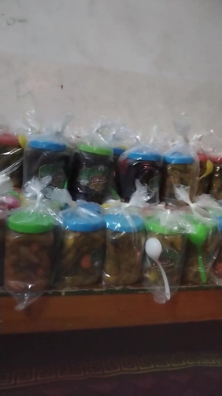 طرشي الشفاء الموصلي سعر الكيلو اب 3000 الاف العنوان ناحية اللطيفية الشارع الي خلف احمد ابو الجملة *********** يوجد توصيل ***********
