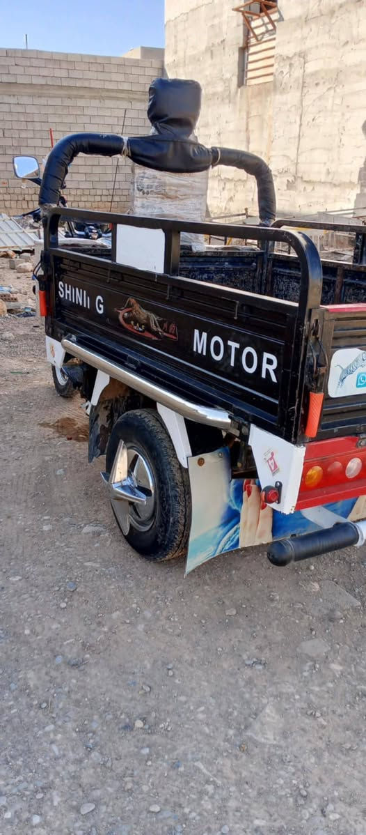 السلام عليكم توجد ستوته للبيع كما موضح بالصوره الستوته حيل نضيفه موديل 19 محرك 20 مامفتوح السعر 1650 بيها مجال حك الجيه فقط لاتصال ***********
