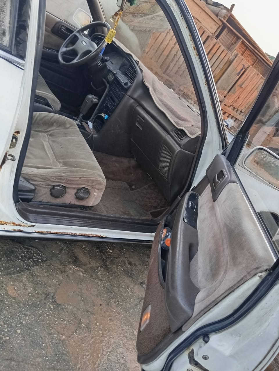 يالله الهم صلي على محمد وآل محمد البيع
مارك عظم رقم ذي قار  وراعيه موجد بالنجف السياره حلوه شوفت عنك الصور گدامك 
السعر 57ويه مجال حگ الجيه تبريد شعال گهربايه كله شغاله 
الحداديه 60 بل 100المكان نجف وهاذا رقمي ***********
