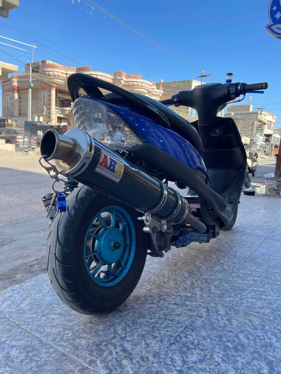 سلام عليكم 💙
مــاكس عــدلـــــــــه
بوشه 63 ولفين كبار
كور RGS مشطب 
دبل امامي قزم NCY
ديدات بريكNCY
كلج امامي NCY مسح
صالنصه بوري عدل كاربون الياف اصلي
دبل خلفي NCY
ويل مشيف
تاير خلفي مال رول كي حجم 110
شيال هايبر راجع 
طوگ خلفي 
كشن ابو الفتحه
عداد الكتروني 
سبايدر كربون فايبر اصلي
فج +فلنجه 4بستم 
قبق سويج ازرق 💙
عقل مفتوح سرعه 
ــــــــــــــــــــــــــــــــــــــــــــــــــــــــــــــــــــــــــــــــــ
الدراجه مصروف عليها ومرتبه الي ما يعرف اسعارهن لا يتعبني رجاً مكاني ميسان مغربه ***********
