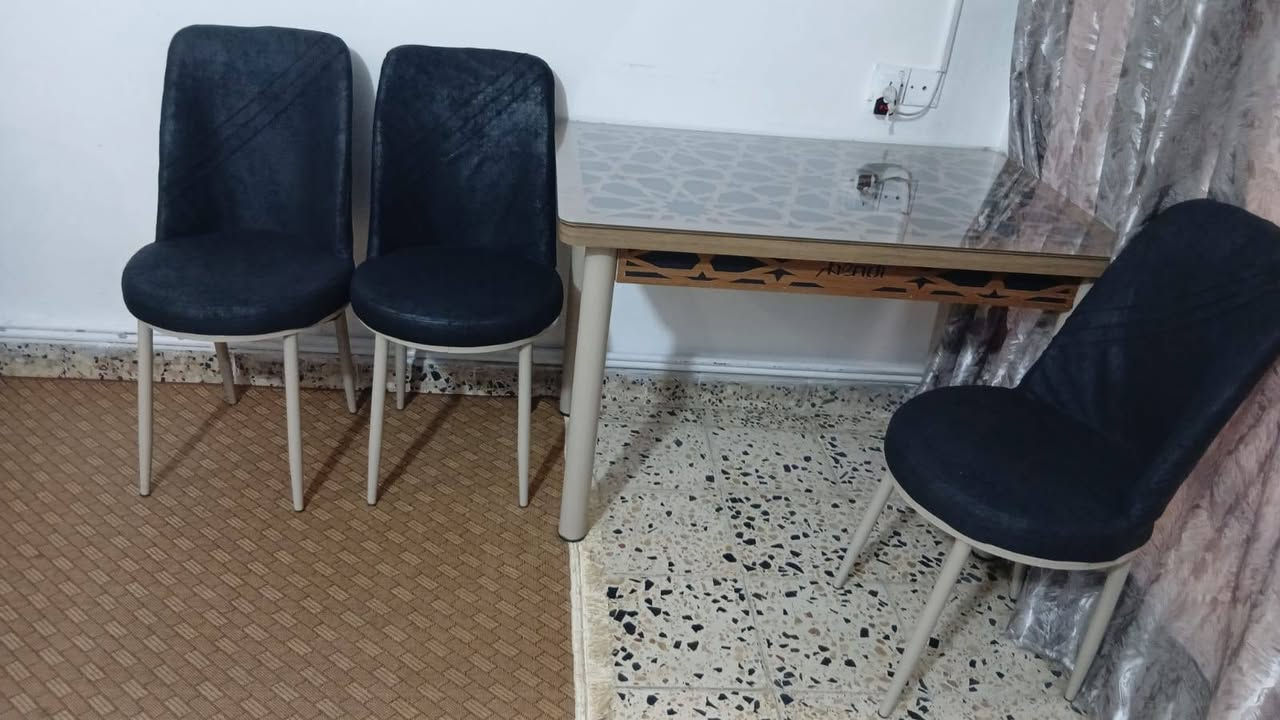 براد ب١٠٠اخو جديد ميز طعام ٣كراسي ويا ب٦٠


**إذا كنت صاحب هذا الإعلان وتريد حذفه لأي سبب، رجاءا أرسل رسالة إلى الدعم الفني**