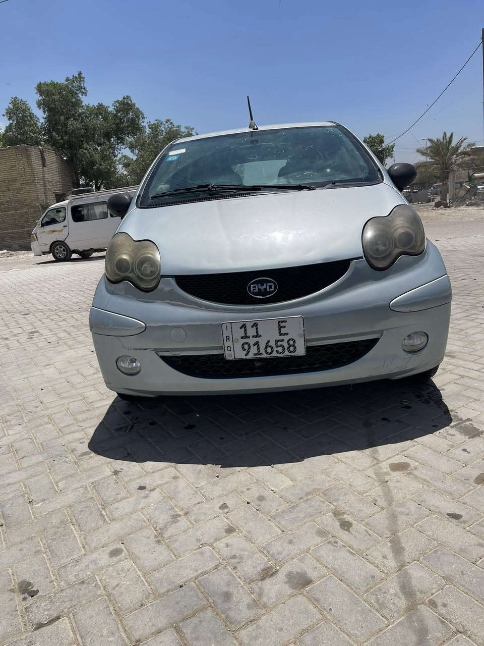 السلام عليكم :للبيع سياره BYD مكينه 1600كفاله كشر ومكينه الحداديه جديده مكاني مدينة الصدر الهاتف***********
