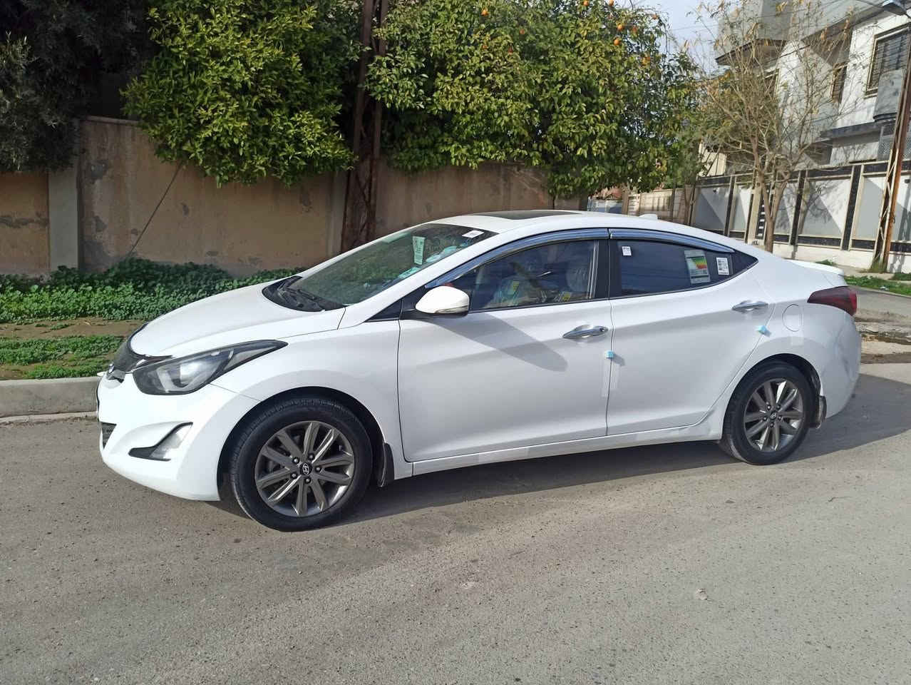 السلام عليكم 
النترا 
موديل 2016
موصفات فول ماعد بصمه 
سلايت تبريد قطعتين تحكمات  شاشه وكامره 
رقم اربيل الدولي
هزه و سنويه جديده 
وارد خليجي 
محرك وكير شرط
محرك 18 دوش مال كصه جديد شرط ما مفتوح
ماشيه 197 كيلو 
سياره بدون صبغ بيها داىر تعديل بارد وبيها ملاحظات
شرط التحويل 
السعر135$وبيها مجال 
🛑ملاحظه مهمه
 يرجى الاتصال من  الساعه 9 صباحأ إلى الساعه 9 مساء
#العنوان موصل الجديده شارع بغداد مجاور سنتر بغداد
#مكتب ال رزان للسيارت
***********
***********
