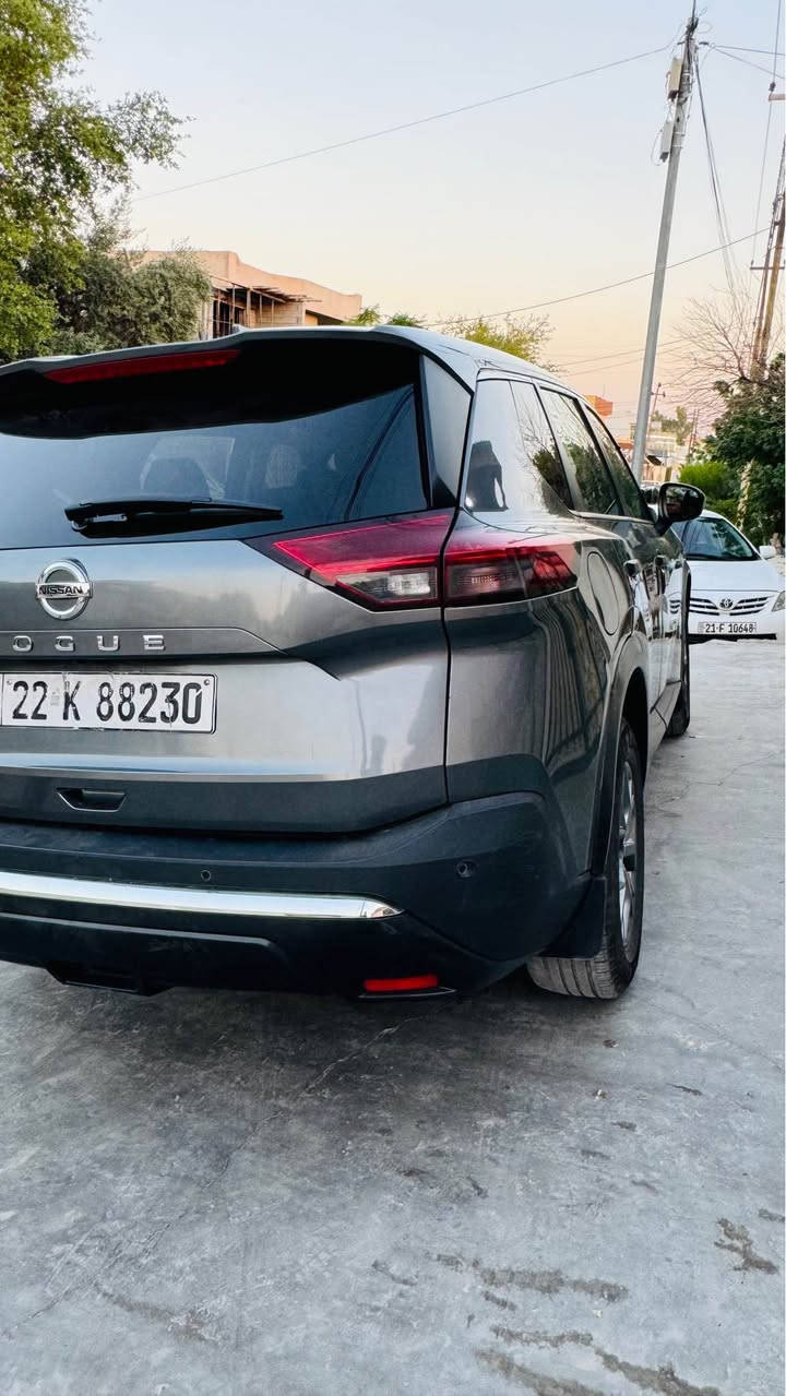 Nissan rogue 2021
￼ ‏رقم جديد
سنوية جديد
موصفات sv
5 قطع صبوخ 
محرك ٢.٥
سعر 140
مكان سيارة كركوك
دفتربنزين موجود
7701862365￼ كركوك, العراق


**إذا كنت صاحب هذا الإعلان وتريد حذفه لأي سبب، رجاءا أرسل رسالة إلى الدعم الفني**