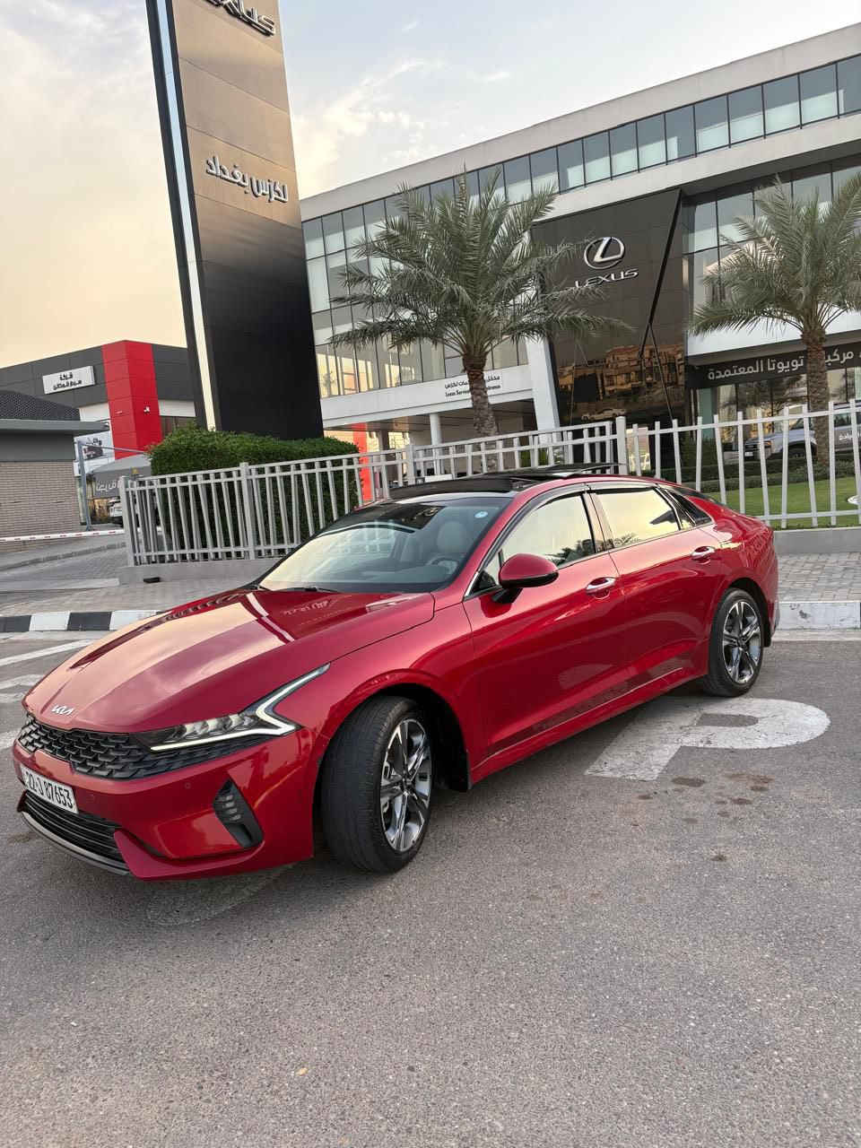 السلام عليكم Kia K5 خليجية 2023 وكالةNlM
مكفوله كفاله عامه مكانه بغداد 
‏فول مواصفات ماشيk�38الف كيلو 
السعر 19600$
***********
