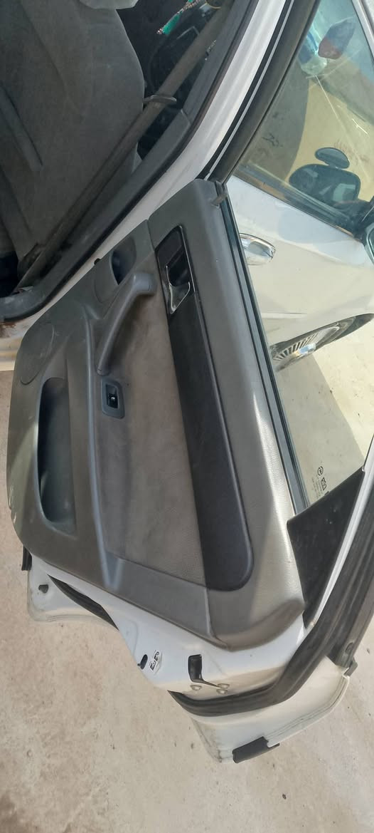 سياره او تماتيك موديل12 السياره مامسجله ولا مگصوصه السعر40  هاذه رقم الموبايل والشراي يتصل‏‪***********‬‏ سياره اوبترا
