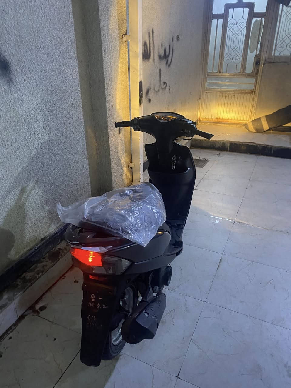 السلام عليكم دراجه ماكس عدله مكفوله كفاله عامه دراجه صارله 5 اشهر من طالعه من الوكيل  للستفسار***********
