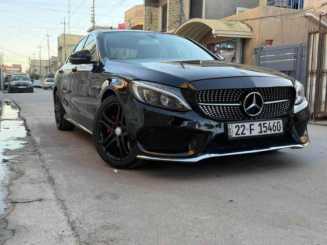 السلام عليكم 
مارسيدس c300 2016 
للبيع او مراوس 
صور الحادث بالمنشور 
وارد امريكي بنيد مبدل 
جاملغ الصدر مبدل ومصبوغ ايرباك دركه 
ماشيه 65 الف مايل 
بيها كلير باب سايق 
جاملغ خلفي صبغ 
فول مواصفات 
  ماعدى بانوراما
دبل ماوس 
داخل بيجي 
كشنات تحكم كهربائي 
بدي كت AMG 
وباقي المواصفات معروفه 
سياره جاهزه للاخير بدون اي نقص 
السعر 175ورقه 
مكانه بغداد بسمايه 
*********** بغداد, العراق
