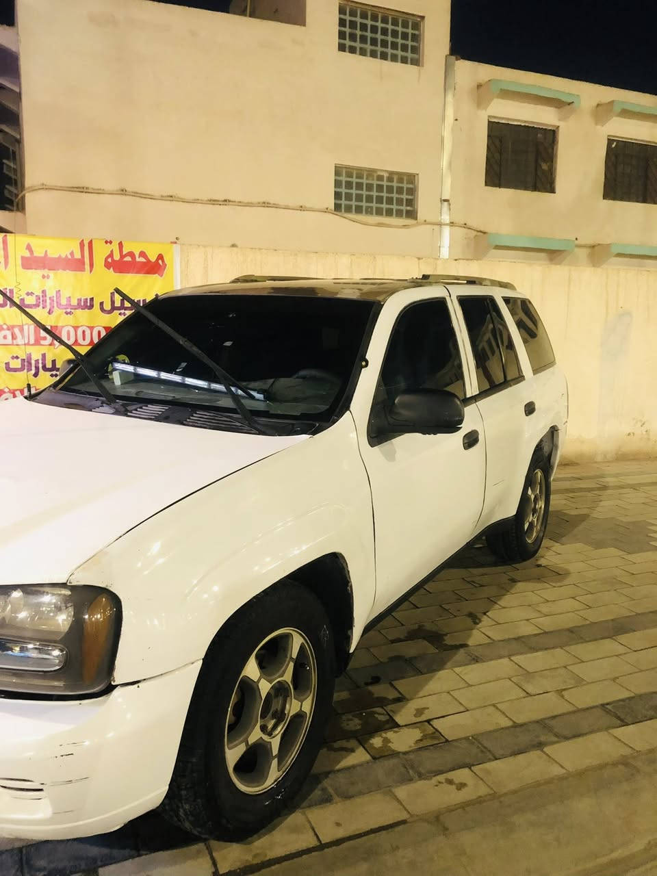 سلام عليكم
بلايزر 2004 مزاد اربيل تترقم واسط السيارة تعمير مال جناي قطعتين صبغ فقط باب وجاملغ مكينة وگير خير من الله مكان السيارة نجف السعر 63 وبيه مجال 
للاستفسار :***********
