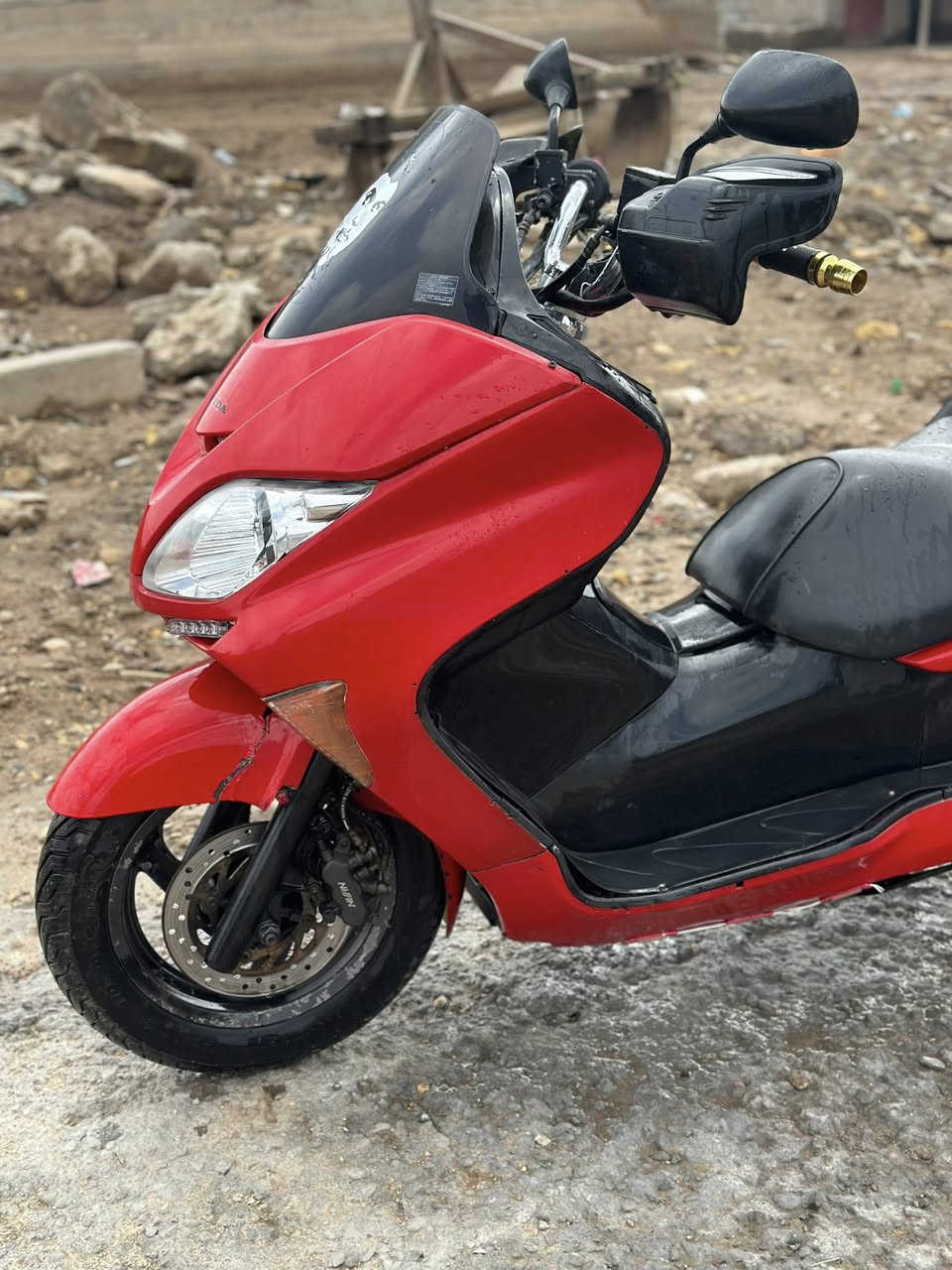 فورزه البيع 8/0 دراجه نضفه جاهزه وين ما تريد اطلع بيه مكينه مفتوحه بس رنكات كير  ملغي قراضه موجوده تايرات جديده منضومة زنون مكان الكوت زين القوس نتصال *********** /***********
