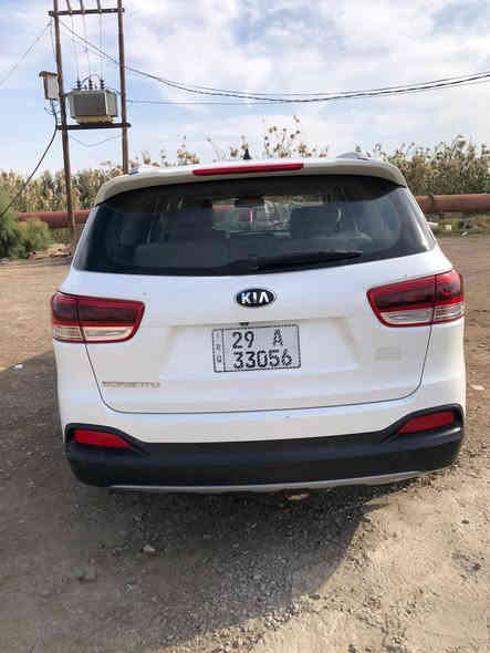 سورنتو ١٥ شكل ١٦ 
٤ سلندر 
نص فول 
سعر ١٩٠ 
عنوان واسط قضاء الحي 
مكلف بالنشر رقم صاحب سيارة ***********
