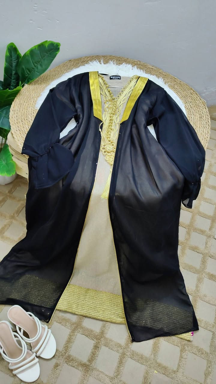 دراعه وبشت خليجي يجنن غير مستخدم 
يلبسL.xl
سعر بشت 10
سعر دراعه 15
يلبس طوال 150لل155


**إذا كنت صاحب هذا الإعلان وتريد حذفه لأي سبب، رجاءا أرسل رسالة إلى الدعم الفني**