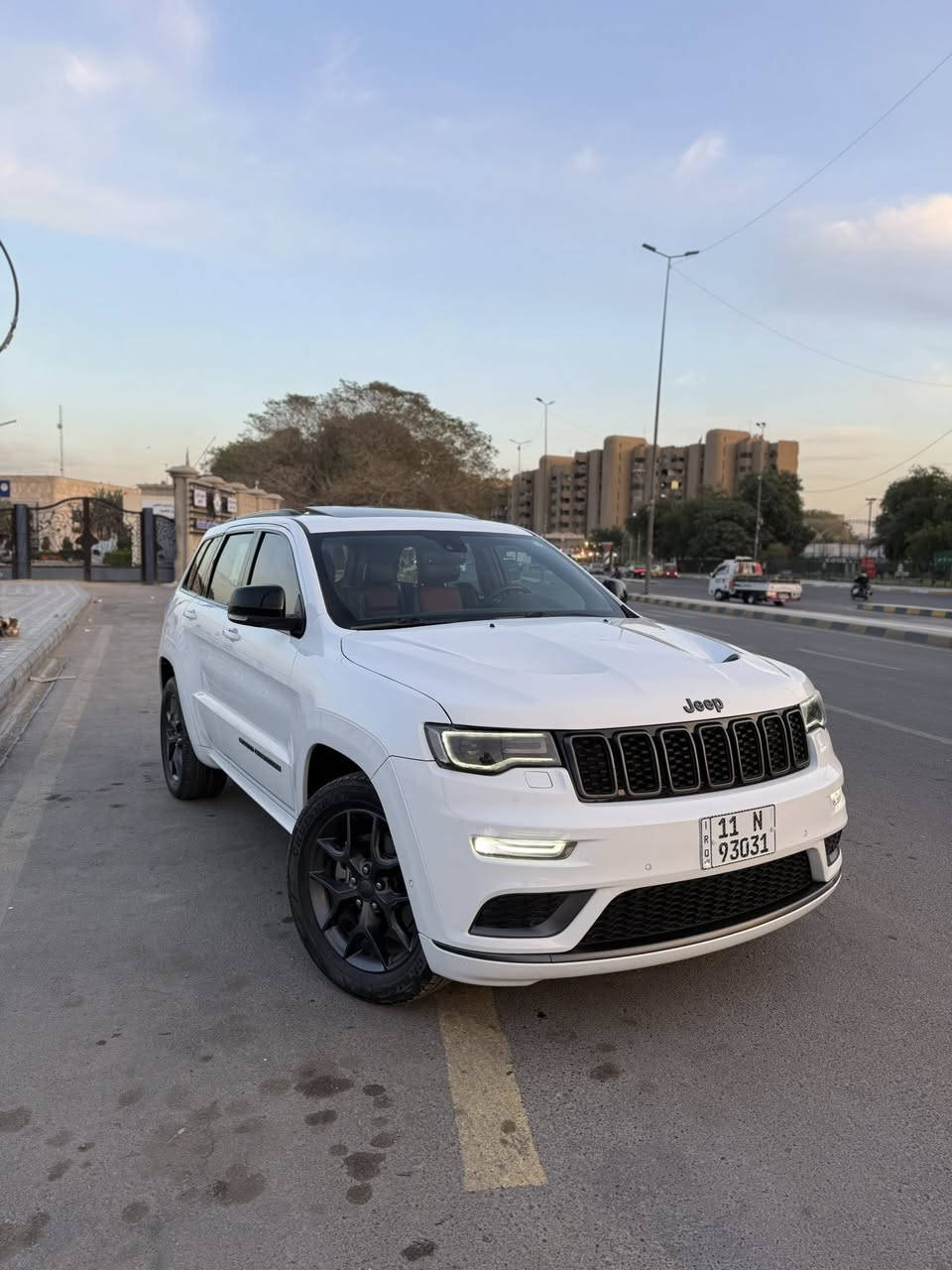 سلام عليكم
‏JEEP GRAND CHEROKEE 2019 S

جيب فئة:    S

وكاله : ليث العبيدي

موديل:    2019

ماشية : 84 كم

مكينة:     V6 3.6

خليجي مكفولة من الشخط رقم بغداد ✅

المواصفــات 

بانورامـــا

رادار جانبـي نقطة عميـاء رادار خلفـي

كشنات جلد 

ستيرن هيتـر + كهرباء

نظام توقف اوتـو ستوب

حساسـات امامي خلفي

صندوك كهربائـي

سماعات سستم صـوت

بصمة و تشغيل عن بعـد

كيج الكترونـي

نظام متعدد اوتو للطرق

مري قلاب وشفط

العنوان بغداد 

للاستفسار: ***********

اتصال او واتساب
