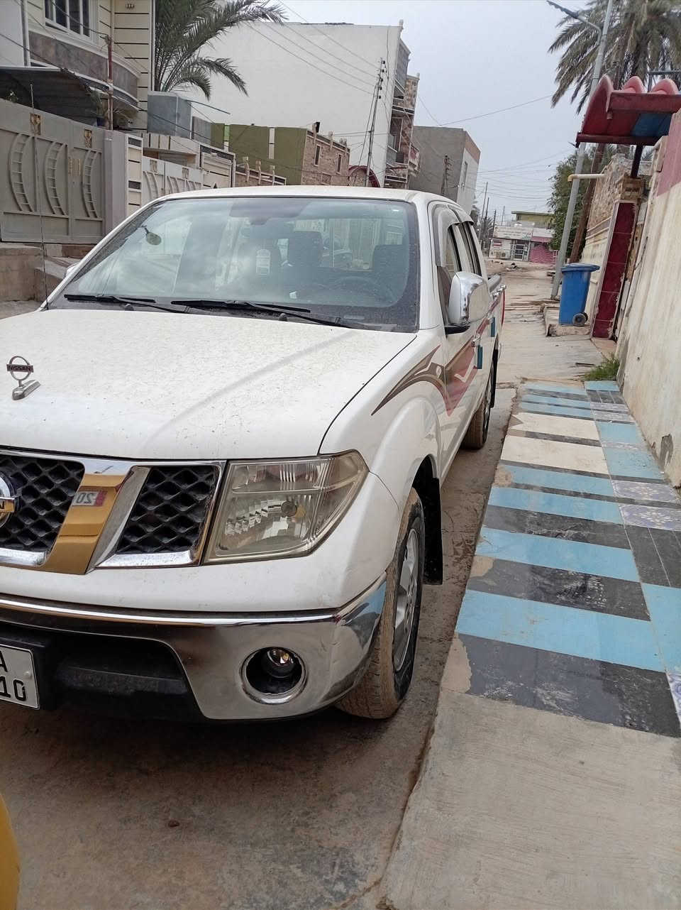 بسبب الوعود الكاذبه رجعنالكم بيكب نيفارا موديل 2013كفاله عامه من الصبغ والحادث رقم أربيل باسمنه غير متواجد علا الفيس للاستفسار هذا رقمي ***********والشراي يتدلل
