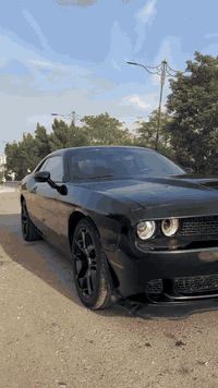 للبيع  جالنجر 22. GT  ماشيه 32mi  باسمي السياره  حادثه جاملغ امامي خلف...