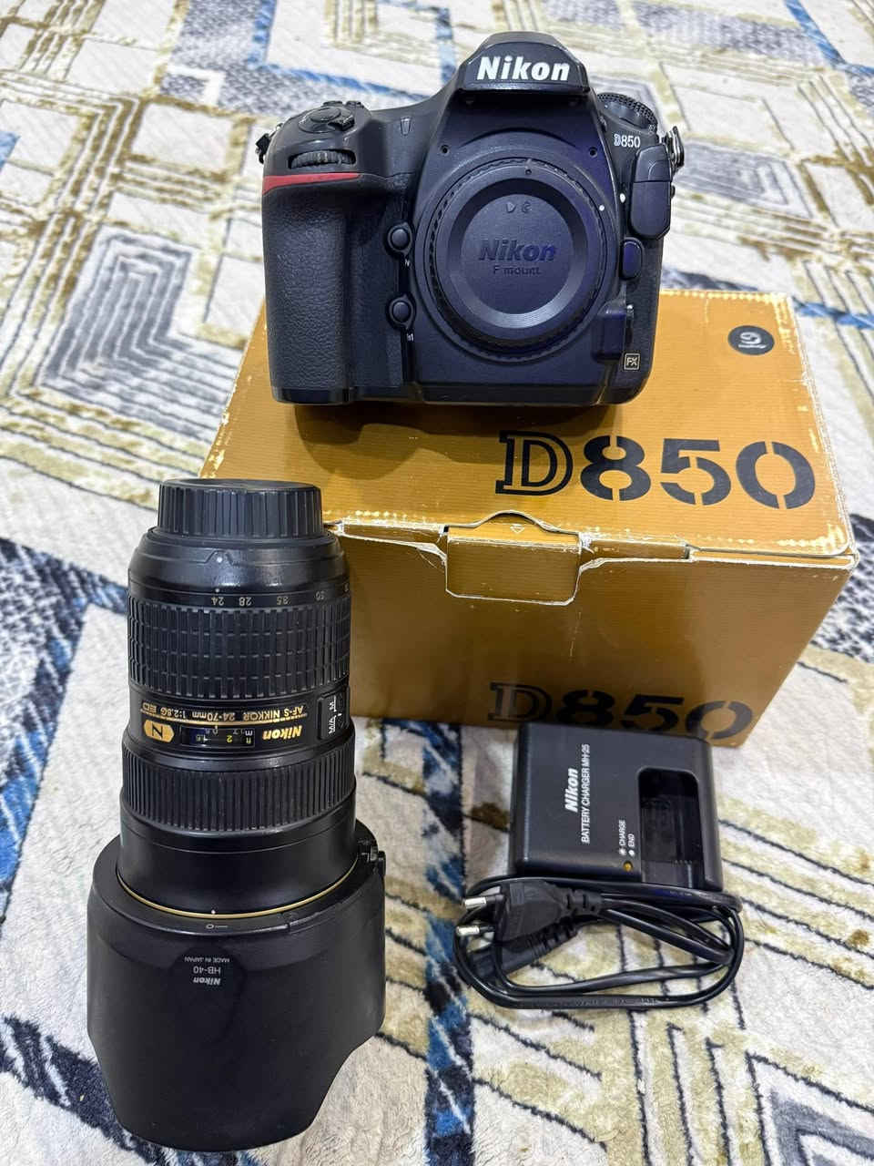 نيكون 850 نظيفه جدا
الشتر 134034

سعر البدي مع العدسه مليون و 950 وبيه مجال

كارتون ملحقاتها الاصليه 
مكاني بابل أو موجود توصيل 
***********
