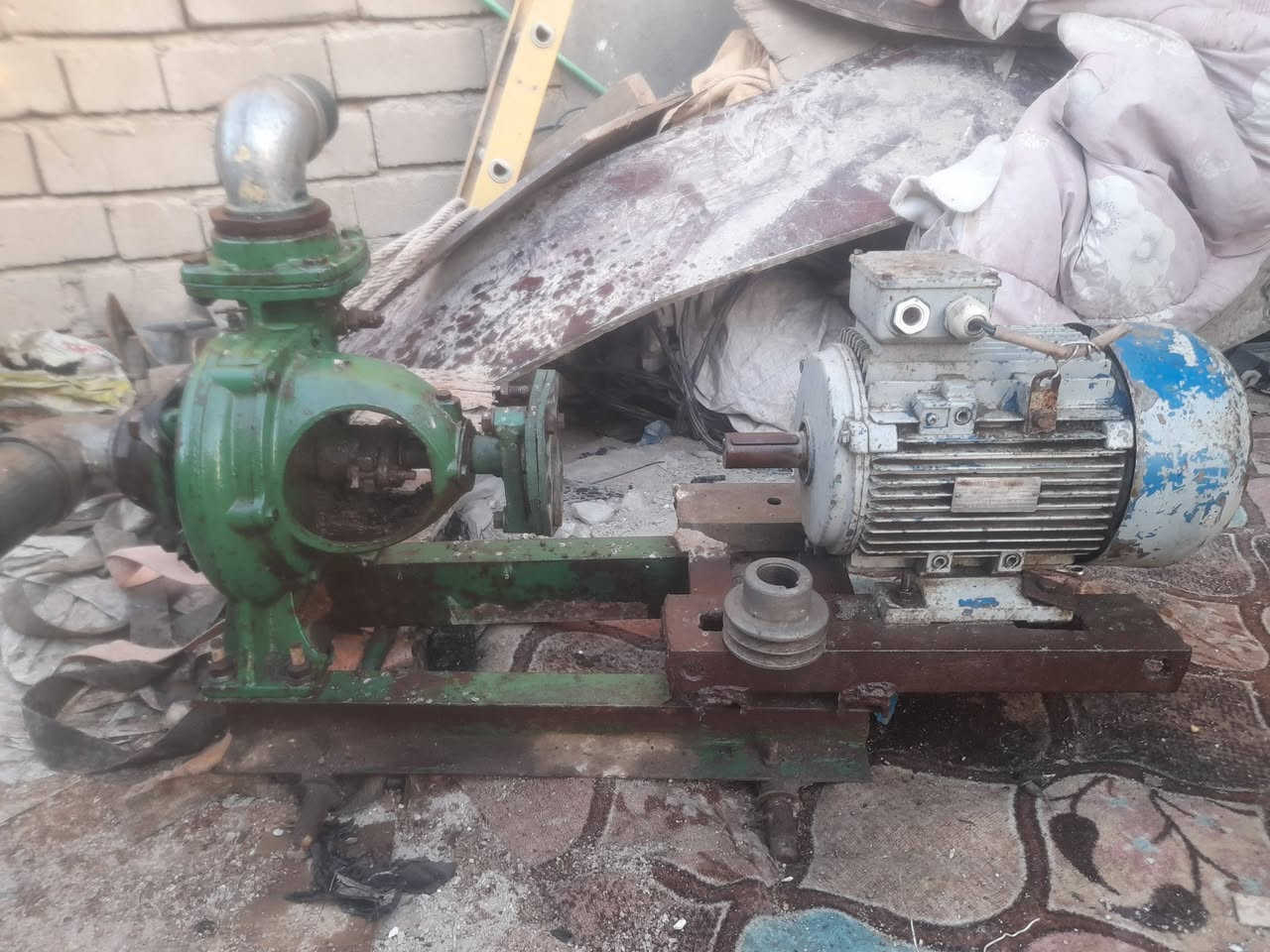 سلام عليكم  ادمن وافق خوي
للبيع ماطور  وخنـــزيرة مااي اتصال ***********
