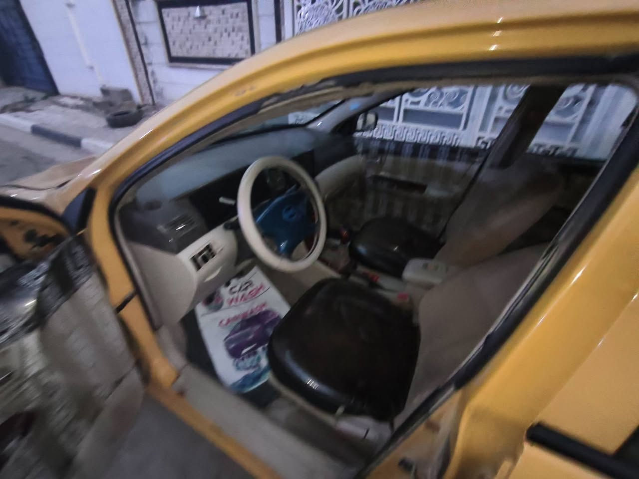 PYD موديل ١٣ سياره تخبل خير من الله بيه ضربه باب السايق فقط ومصلحه نفسه تخيم تايرات وباتري جديد وحداديه مفوله للخير سياره باسمي  رقم بغداد  كير عادي مكينه وكير مكفولات  
سعر ٥٥ وبيه مجال بسيط 
***********
