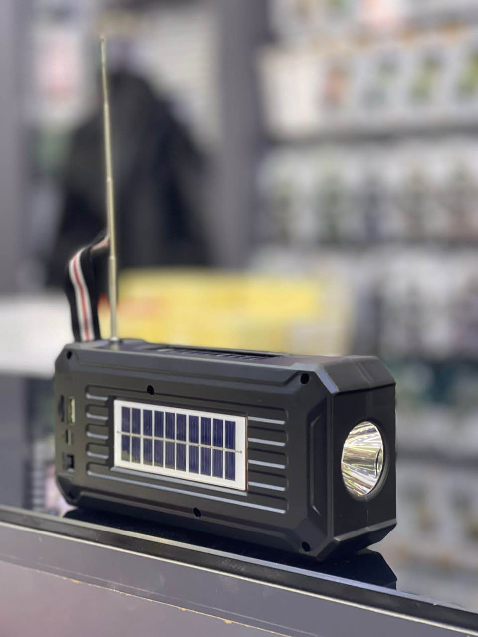 Speaker ✅
Model:bdl-103✅
Battrey: 800mAh✨
Double soler⚡️
سپیکەرێکی زۆر نایاب شوێن فلاش میمۆری هەیە و ڕادیۆیە لایت شاحنە فول کوالێتی ✅ السليمانية, العراق


**إذا كنت صاحب هذا الإعلان وتريد حذفه لأي سبب، رجاءا أرسل رسالة إلى الدعم الفني**