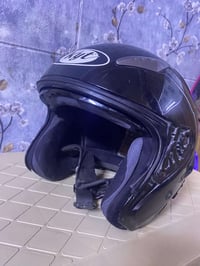 خوذه ماركه kyt اصليه للبيع او مراوس اي استفسار خاص او على الرقم 077121...