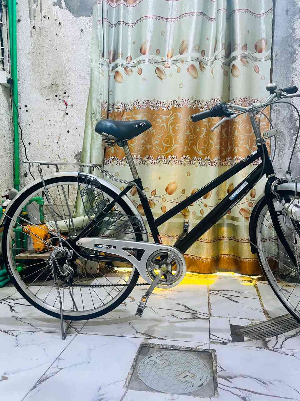 سياحي للبيع باله جديد مستخدم يومين السعر 130 وبي مجال البصره الحيانيه تواصل خاص ***********
