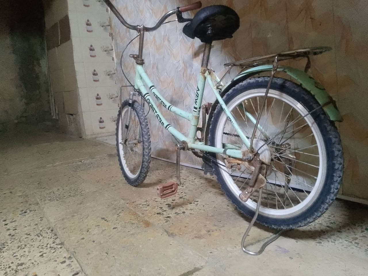 سلام عليكم ورحمه الله وبركاته باسكل بناتي جديد للبيع اومراوس مكان الباسكل الناصريه حي سومر هستوني مبدل جوب السعر 41. وبية مجال الرقم،،، ***********٠
