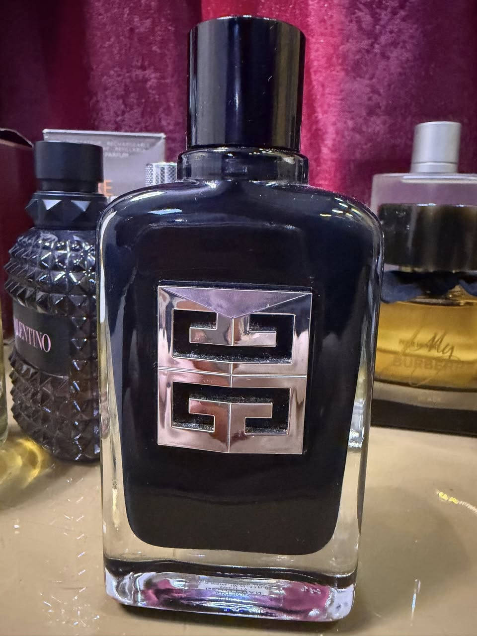 مرحبا عطور مستخدمه قيل جدا
اصليه ماسترالسعار داخل الصور


**إذا كنت صاحب هذا الإعلان وتريد حذفه لأي سبب، رجاءا أرسل رسالة إلى الدعم الفني**