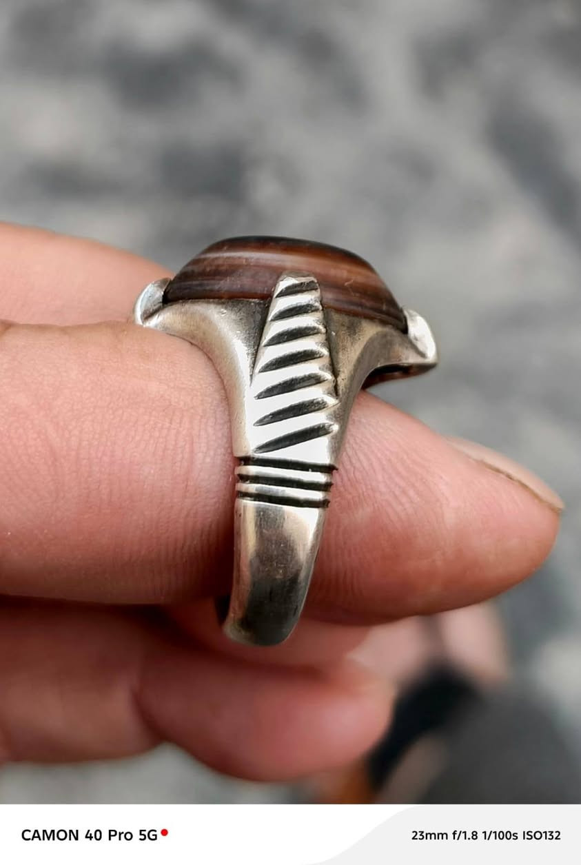 يماني جزع بقري قديم صياغه يدويه ثقيله استفسار واتساب
***********
