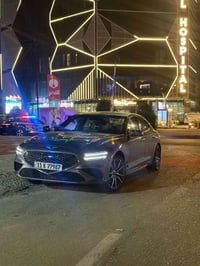 عندي جنسز g70 موديل ٢٠٢٣ بيها ٥ قطع حادثها خفيف بدون دواخل باب وجاملغ ...
